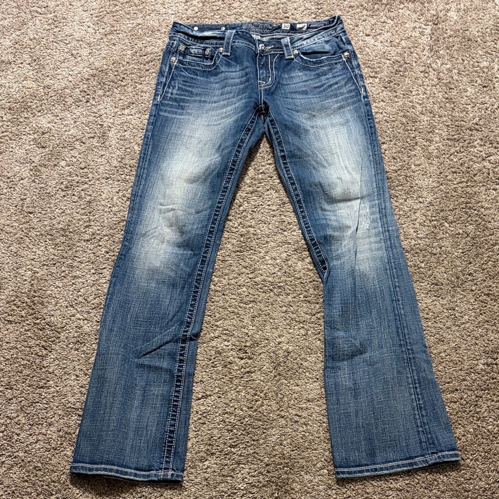 Miss Me Women’s Mid‎ Rise Medium Faded Wash Boot Cut Jeans Size 30